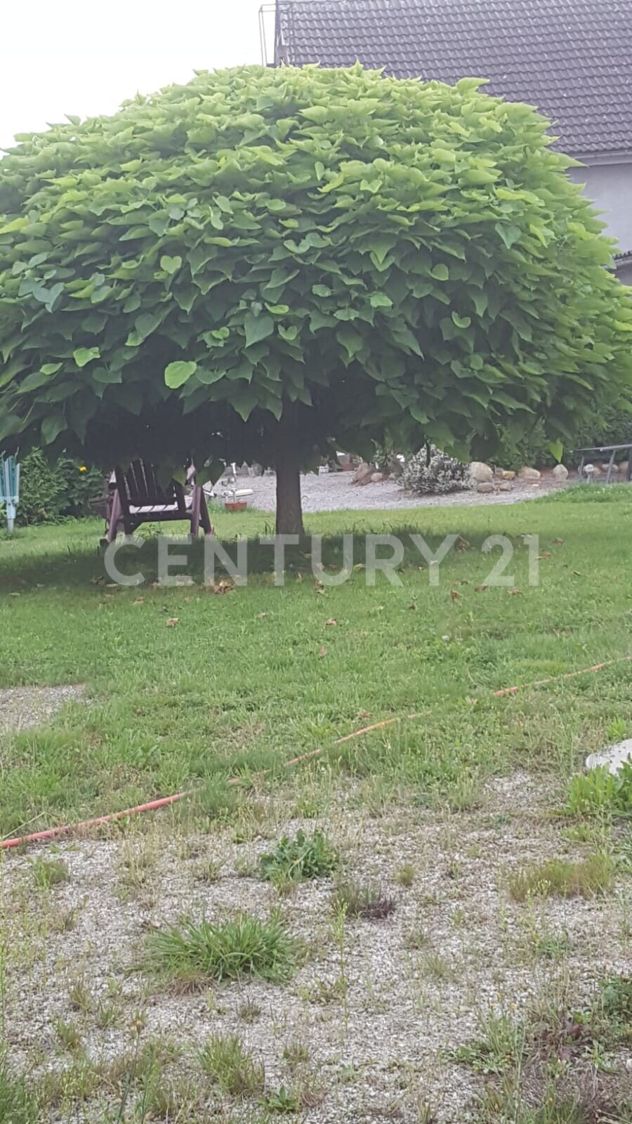 Immobilie mit Potenzial in idyllischer Seenlandschaft