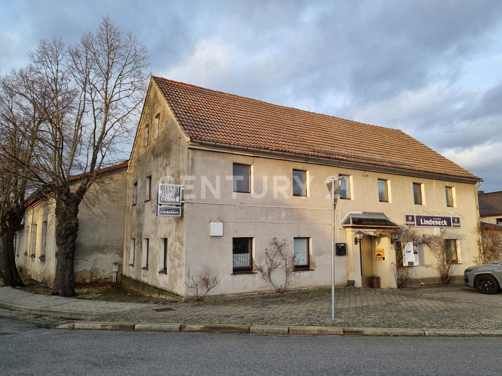 Immobilie mit Potenzial in idyllischer Seenlandschaft