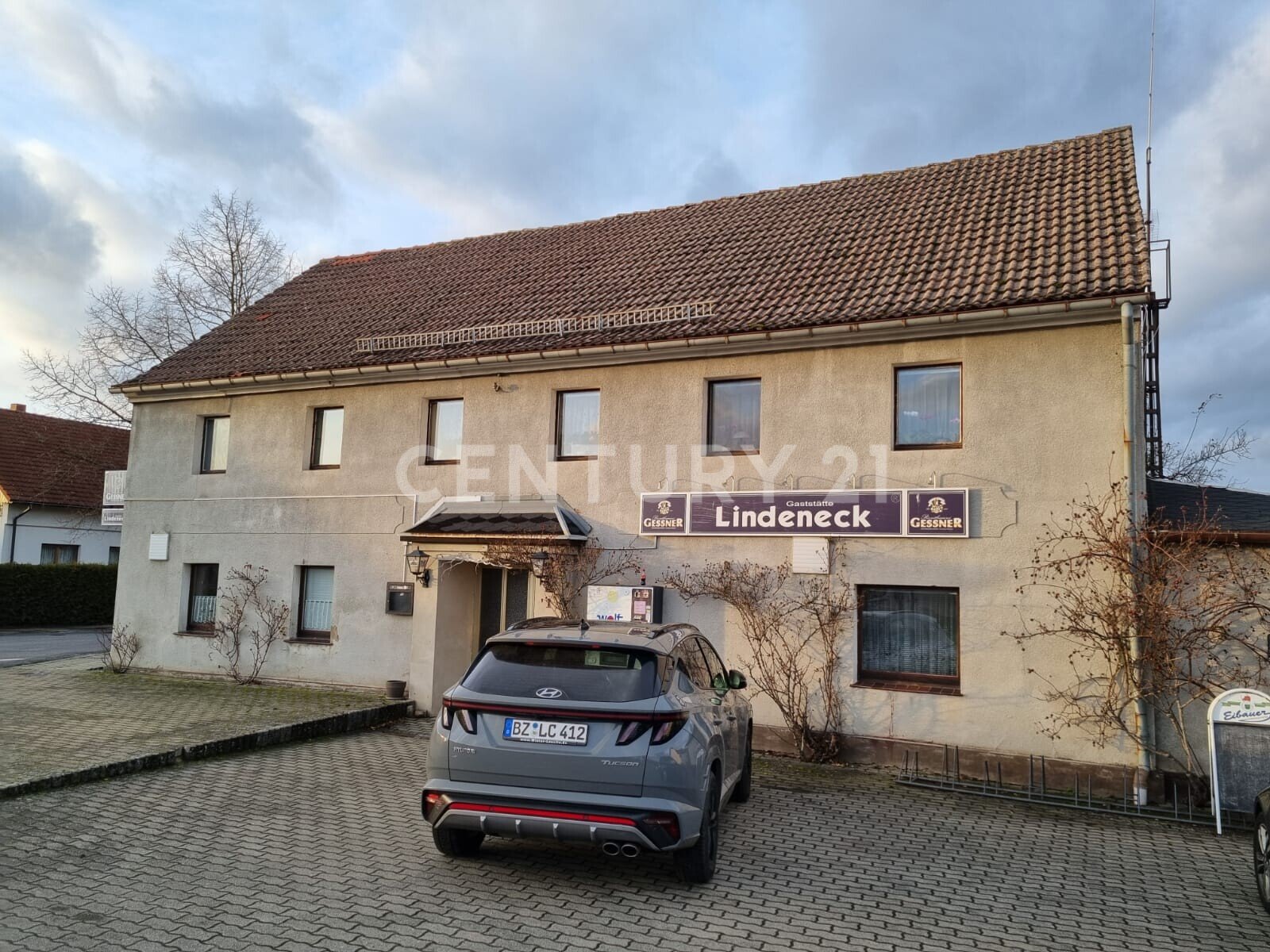 Immobilie mit Potenzial in idyllischer Seenlandschaft