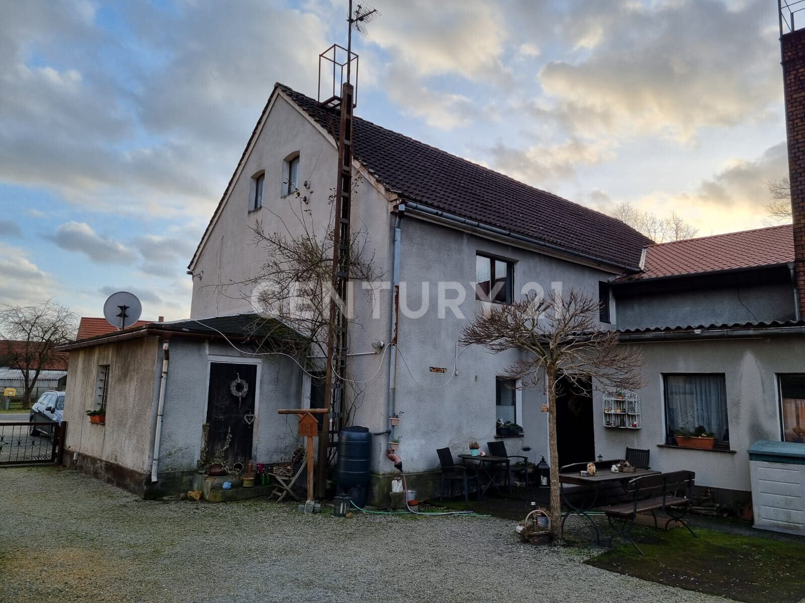 Immobilie mit Potenzial in idyllischer Seenlandschaft