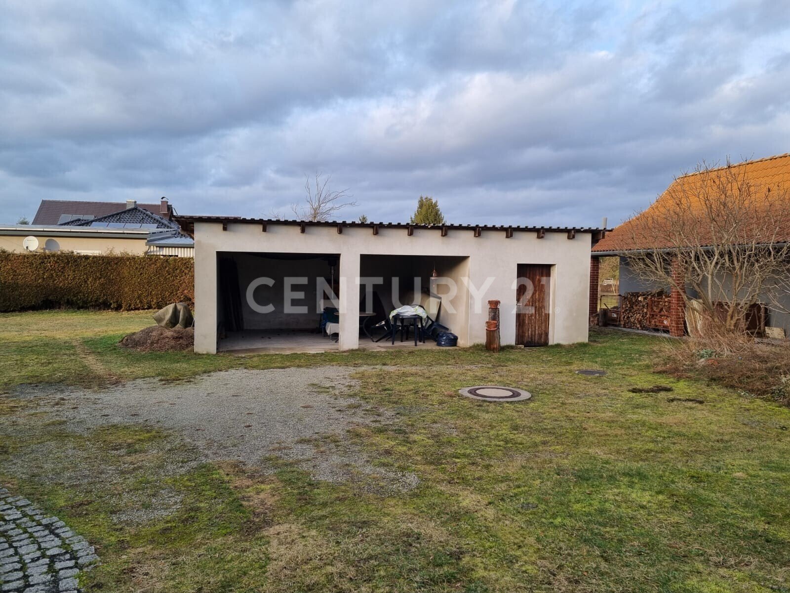 Immobilie mit Potenzial in idyllischer Seenlandschaft