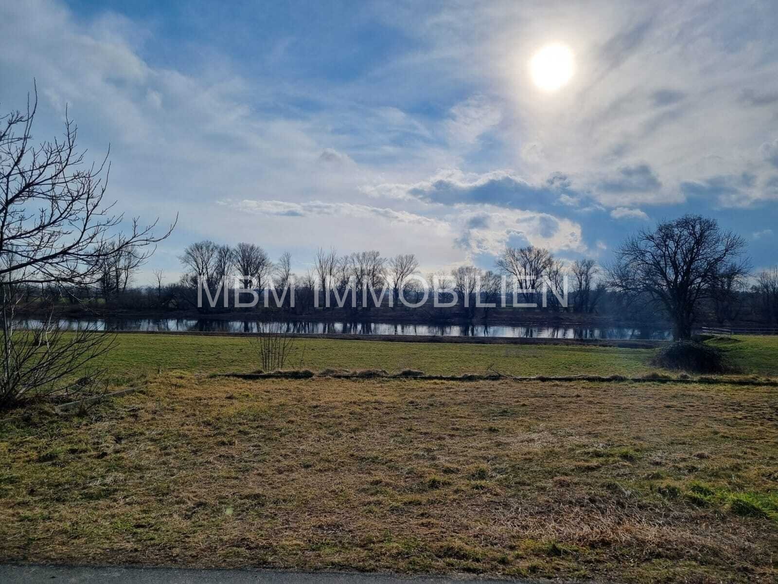 Traumhaftes Grundstück in Nünchritz, OT Grödel