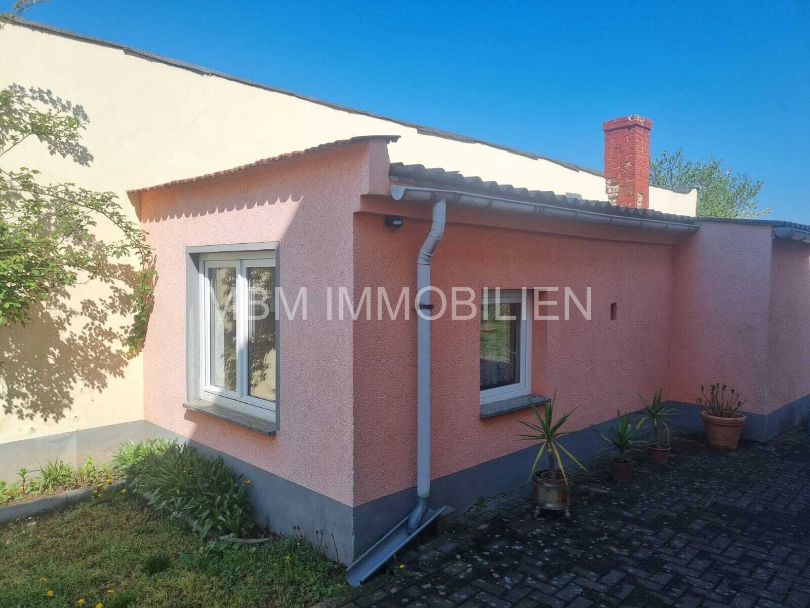 Charmante Stadtvilla mit viel Potenzial in ruhiger Lage von Schwepnitz