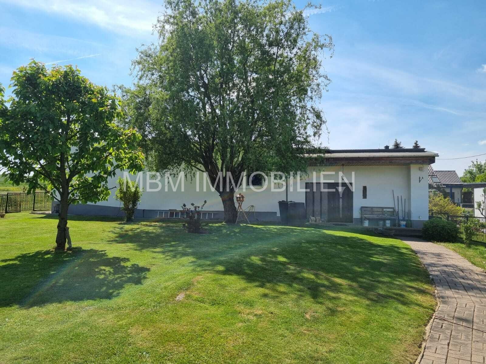 Traumhafter Bungalow in idyllischer Lage von Großerkmannsdorf