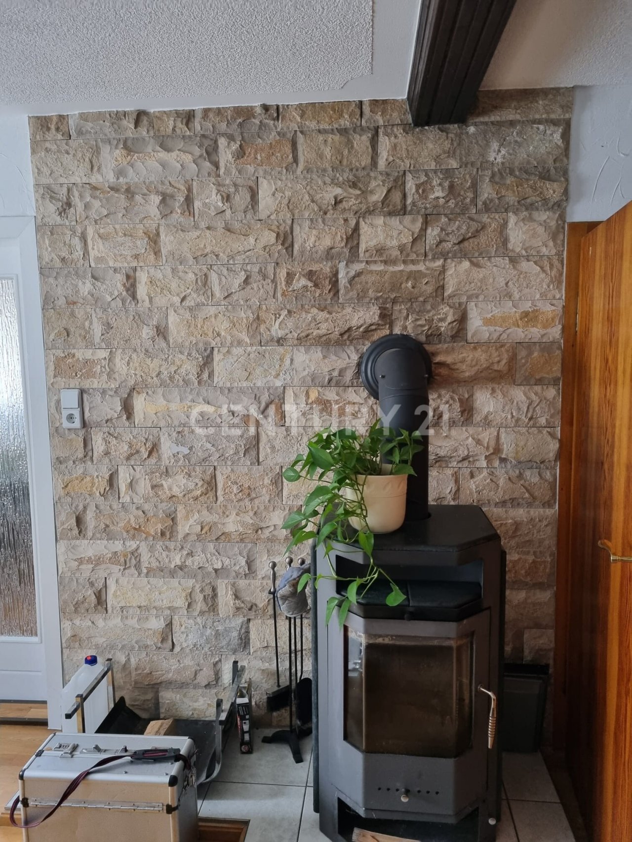 Kamin Kamin
