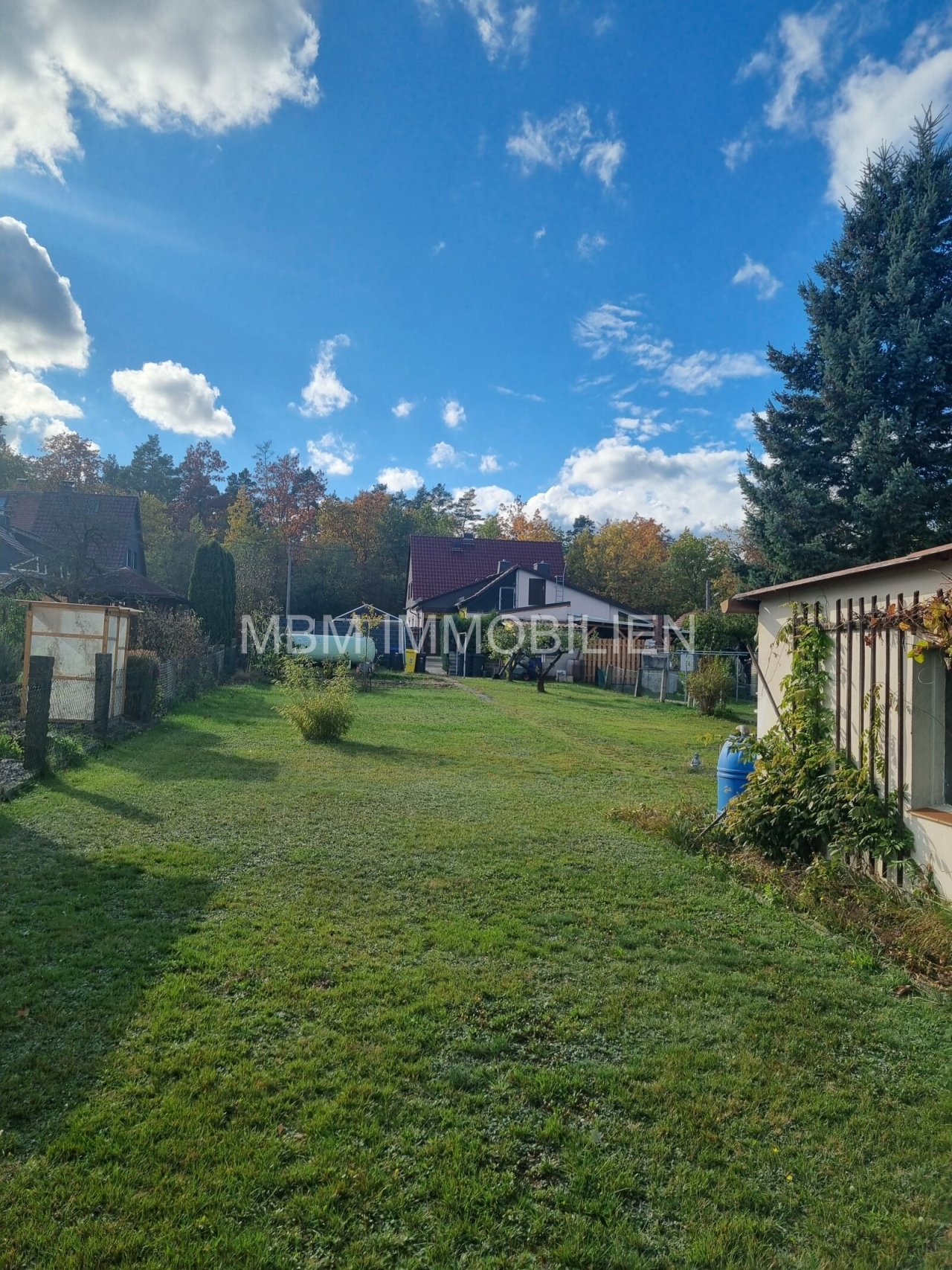 Grundstück Grundstück